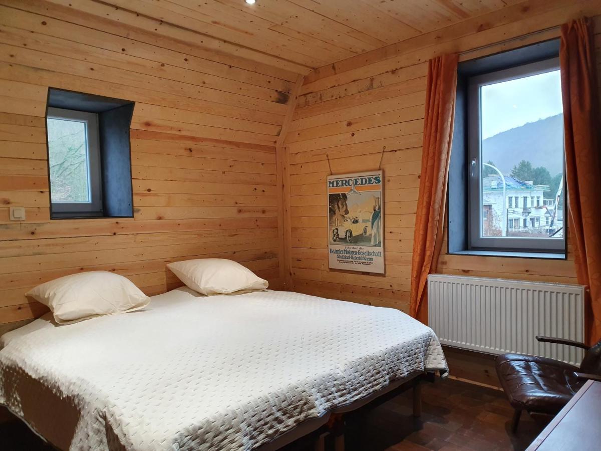Appartement Vue sur Meuse à Profondeville Extérieur photo