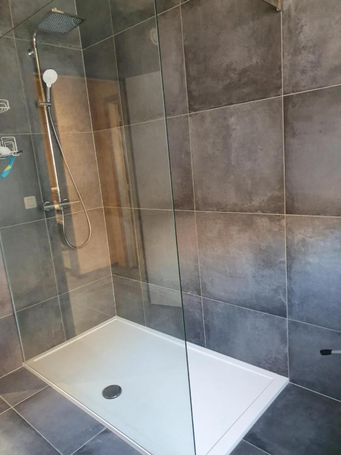 Appartement Vue sur Meuse à Profondeville Extérieur photo