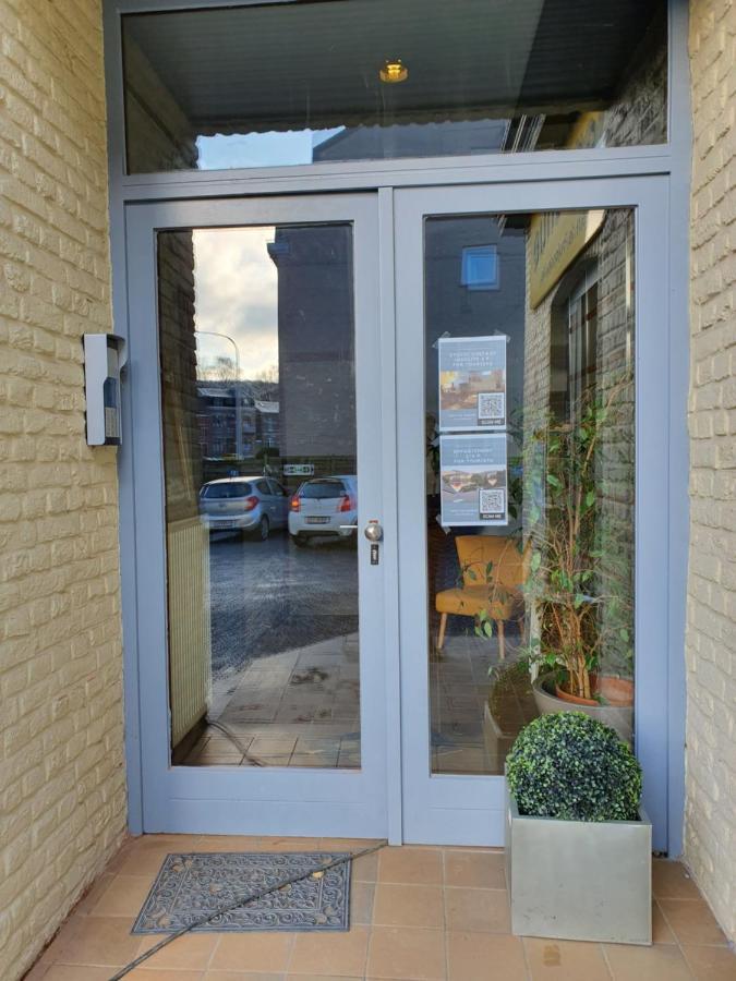 Appartement Vue sur Meuse à Profondeville Extérieur photo